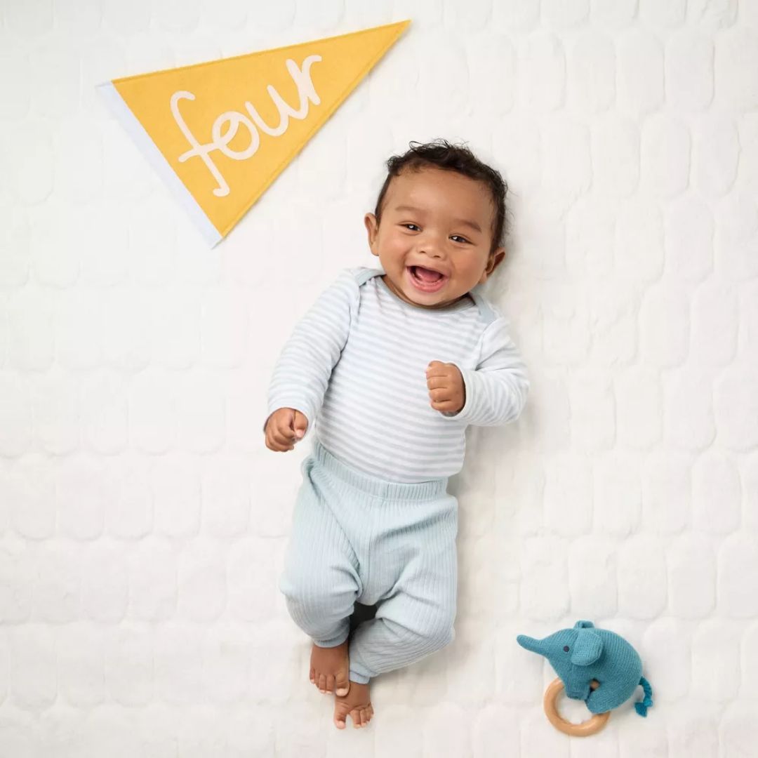 Monthly Baby Photo Magic: 22 Adorable Ideas