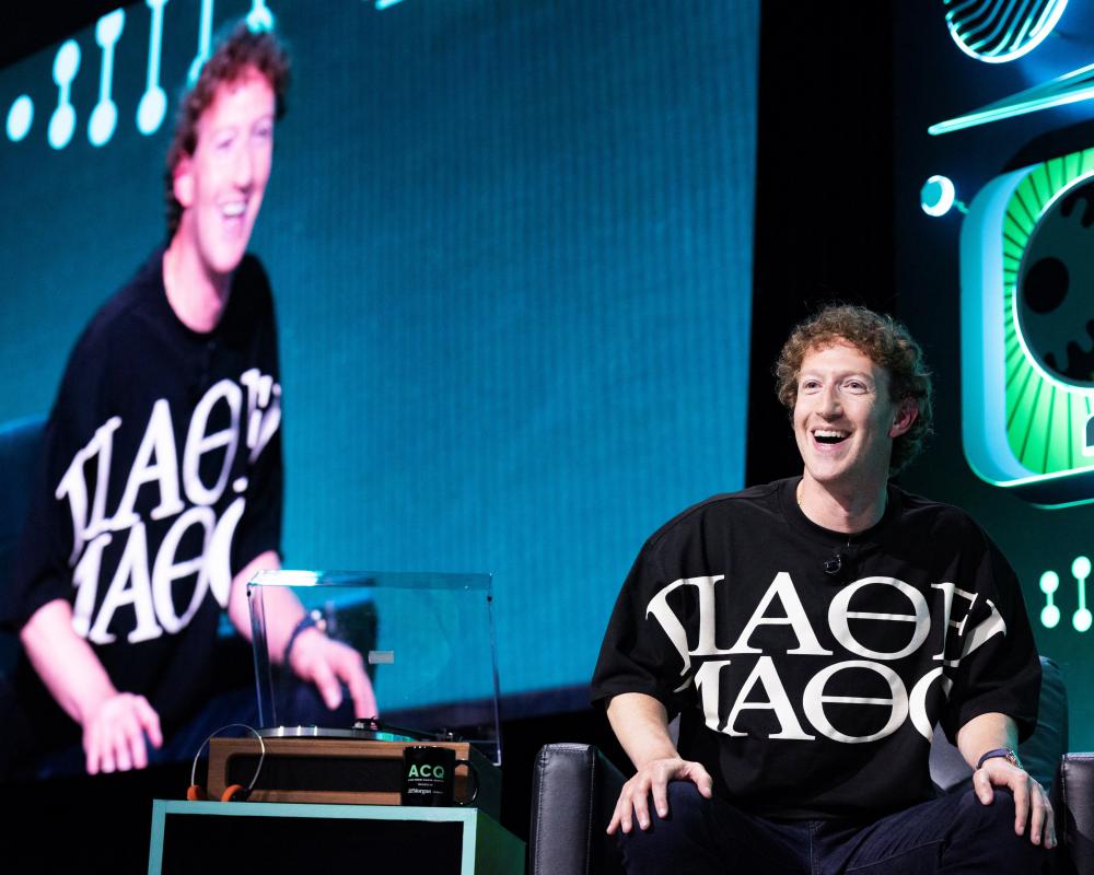 Zuckerberg’s AI Vision: Superintelligence Beckons